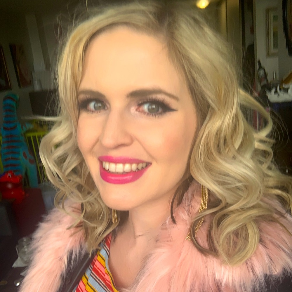 Meet your Posher, Amy